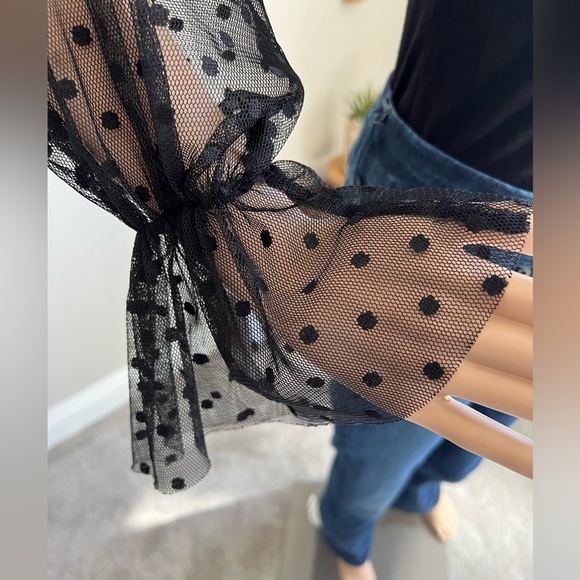 Women’s Black Lace Sleeve Bodysuit Size Medium - Picture 2 of 6